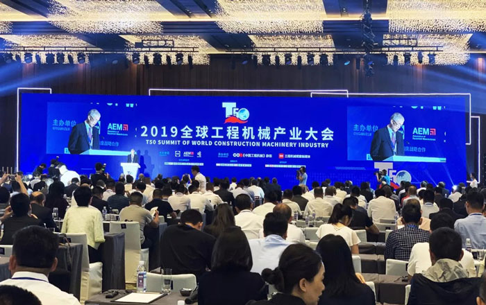 双喜临门！B体育官方网站_B体育（中国）股份有限公司
囊括两项工程机械行业大奖