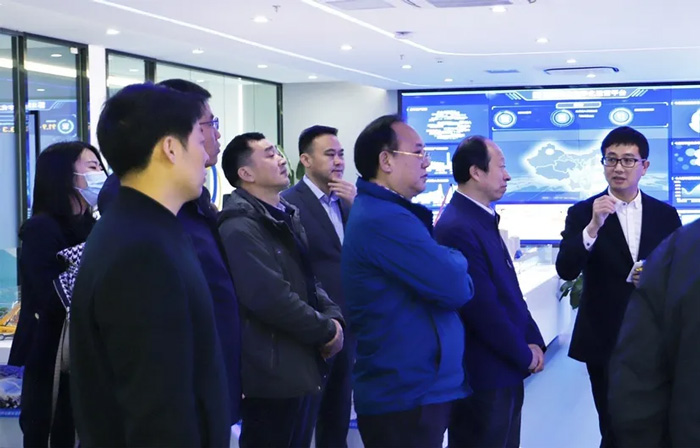 江苏省发改委副主任林康调研B体育官方网站_B体育（中国）股份有限公司
发展情况-3.jpg